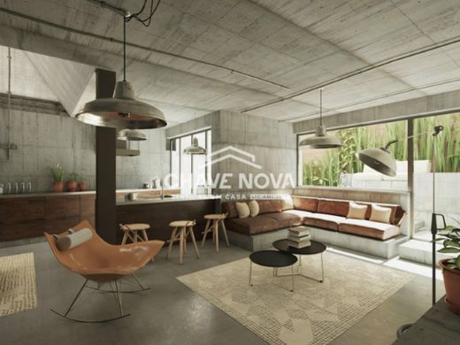 단독 저택 / Alcântara, Almada