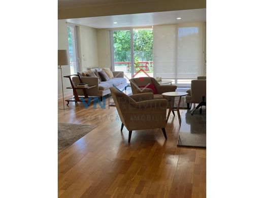 Apartment / Etagenwohnung in Sintra, Lissabon