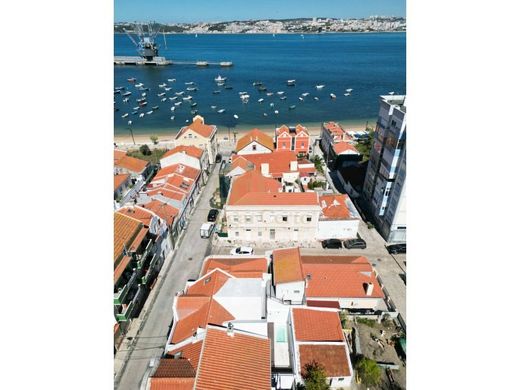 Complexos residenciais - Almada, Setúbal