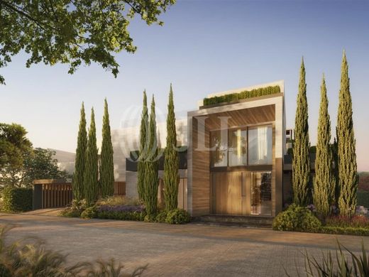 Apartment / Etagenwohnung in Loulé, Distrito de Faro