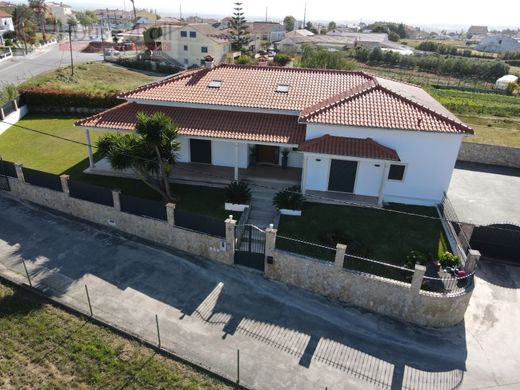 Casa di lusso a Caldas da Rainha, Distrito de Leiria