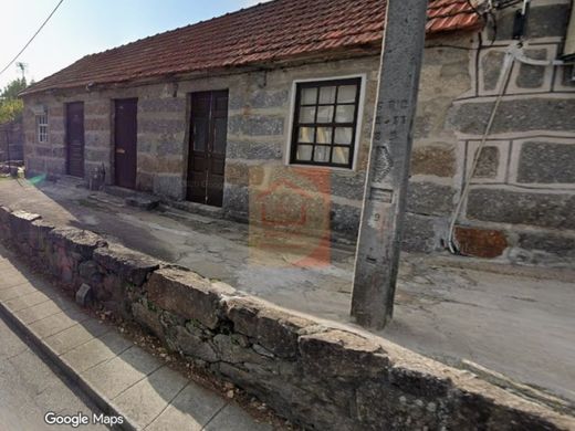 Grond in Guimarães, Distrito de Braga