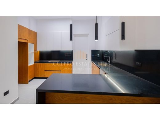 Piso / Apartamento en Ýpsonas, Limassol District