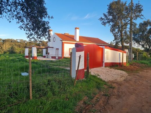Casa de lujo en Santiago do Cacém, Setúbal