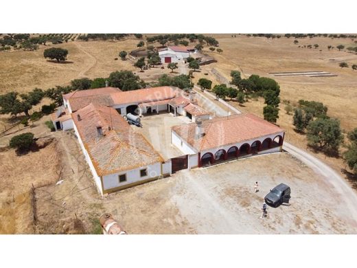 Çiftlik evi Ourique, Distrito de Beja