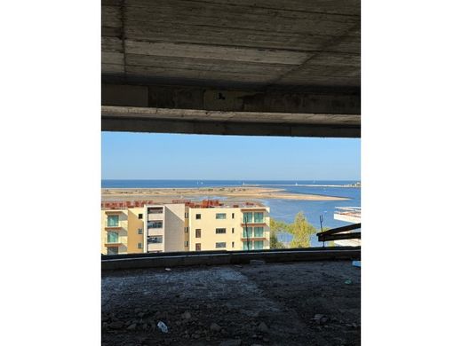 ヴィラ・ノヴァ・デ・ガイア
, Vila Nova de Gaiaのアパートメント