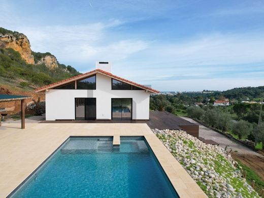 Vrijstaand huis in Setúbal, Distrito de Setúbal