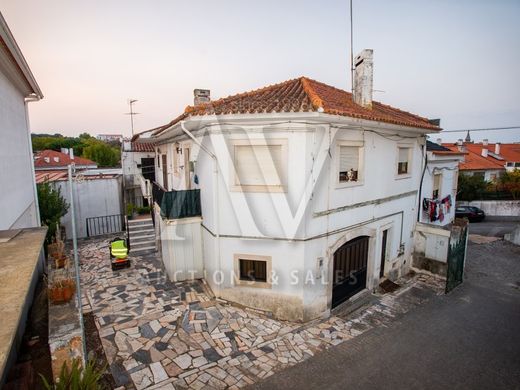 Edificio en Batalha, Leiria