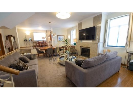 Luxury home in Valongo, Distrito do Porto