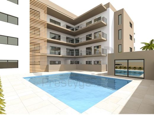 Apartment / Etagenwohnung in Entroncamento, Distrito de Santarém