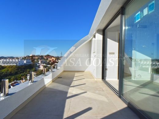 Mehrfamilienhaus in Fuengirola, Málaga