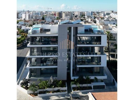 Penthouse Mésa Geitoniá, Limassol District