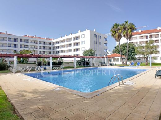 ローレ, Louléのアパートメント