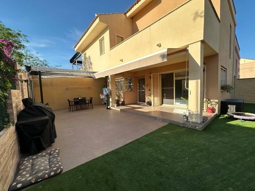 Semidetached House in Alhaurín de la Torre, Malaga