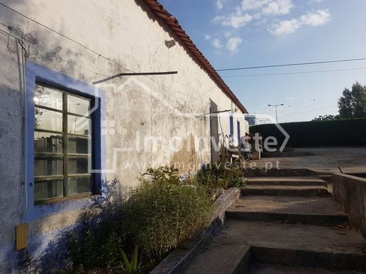Landhaus / Bauernhof in Castelo Branco, Distrito de Castelo Branco