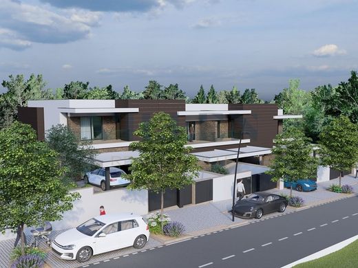 Luxury home in Trofa, Distrito do Porto