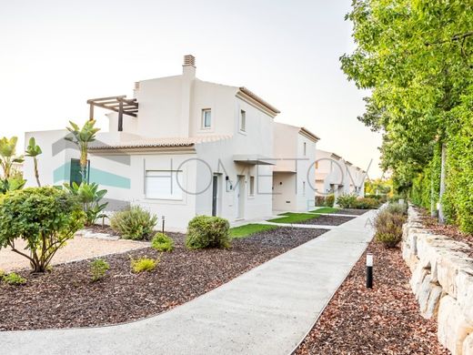 Semidetached House in Lagoa, Distrito de Faro