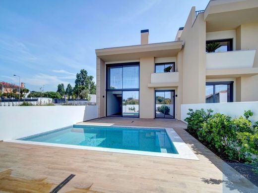 Luxury home in Cascais, Lisbon