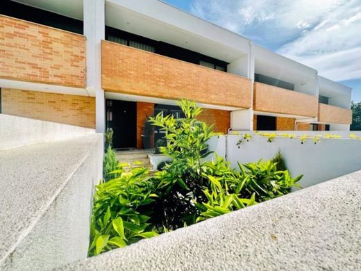 Willa wielorodzinna w Braga, Distrito de Braga