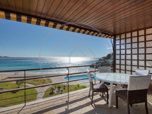 Apartment / Etagenwohnung in Calonge, Provinz Girona