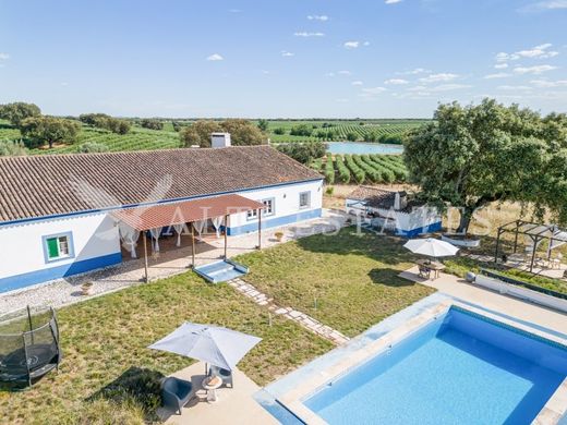 Maison de luxe à Avis, Distrito de Portalegre