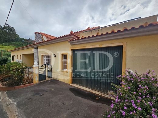 Ponta do Sol, Madeiraの高級住宅