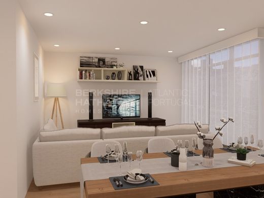 Apartment / Etagenwohnung in Vila Franca de Xira, Lissabon