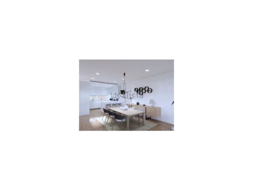 Detached House in Loures, Lisbon