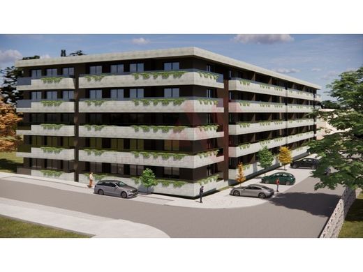 Terrain à Paços de Ferreira, Distrito do Porto