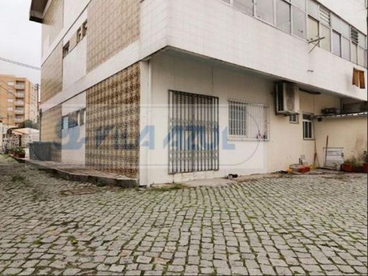 Maia, Distrito do Portoのアパートメント・コンプレックス