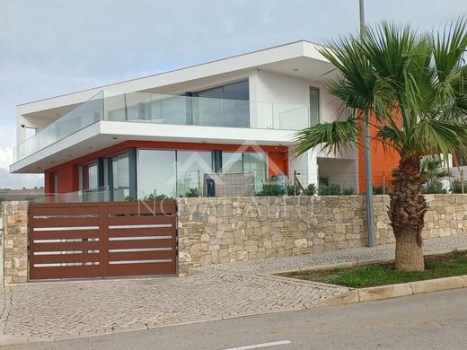 Casa Unifamiliare a Lourinhã, Lisbona