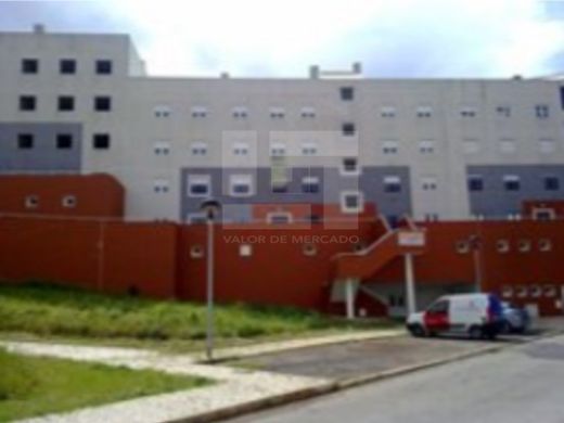 Amadora, Distrito de Lisboaのアパートメント