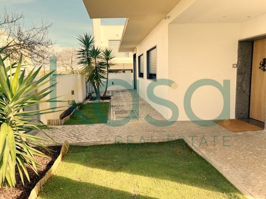 Casa de luxo - Barreiro, Setúbal