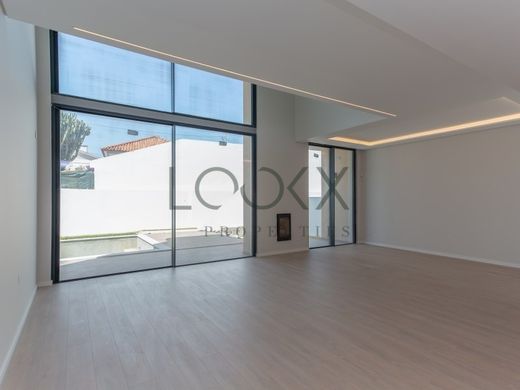 Semidetached House in Cascais, Lisbon