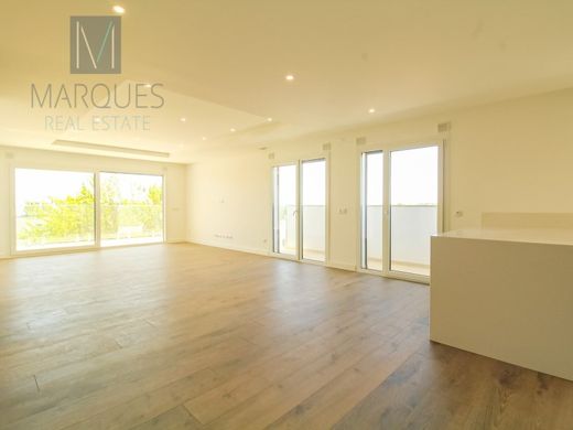 Διαμέρισμα σε Αλμάντα, Almada