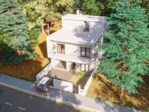 Mehrfamilienhaus in Moita, Distrito de Setúbal