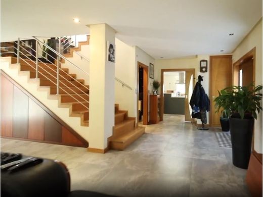 Detached House in Valongo, Distrito do Porto