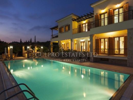 Villa à Aphrodite Hills, Paphos District