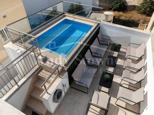 Luxury home in Naxxar, In-Naxxar