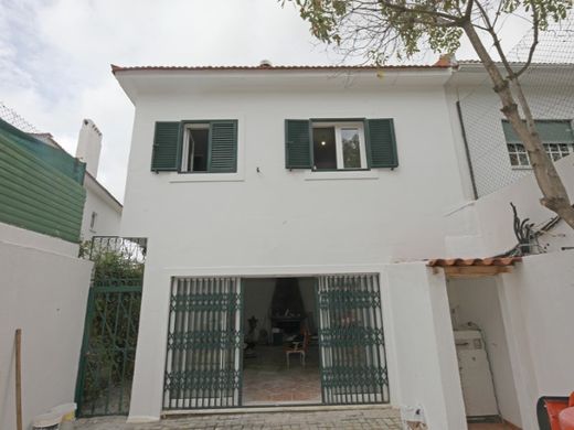 Semidetached House in Lisbon