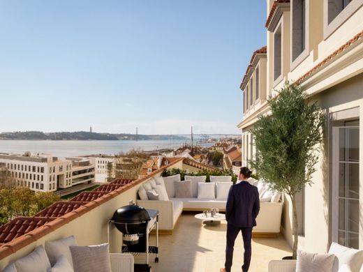 Двухуровневые апартаменты, Лиссабон, Lisbon
