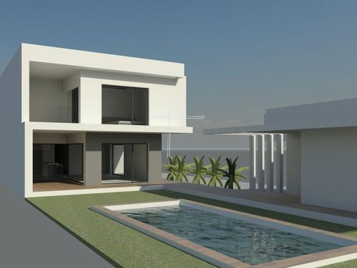 Willa wielorodzinna w Charneca de Caparica, Almada