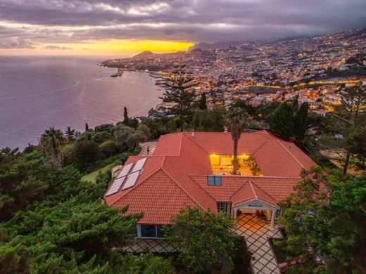Πολυτελή κατοικία σε Φουντσάλ, Funchal