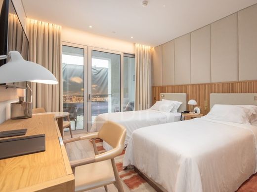 Apartment in Alcântara, Almada