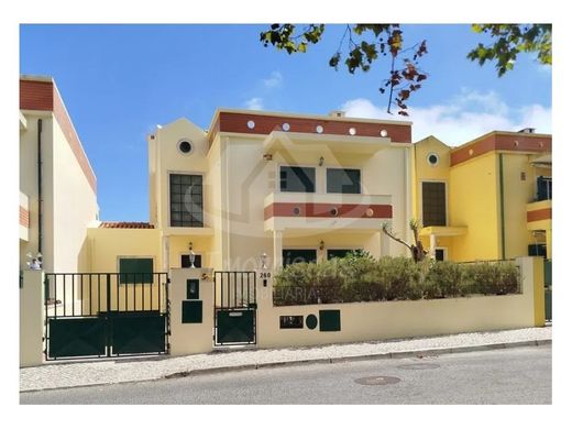 Apartment in Cascais e Estoril, Cascais