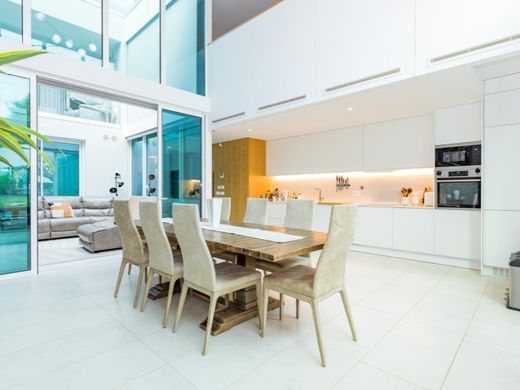 Chalet Pareado en Loulé, Faro