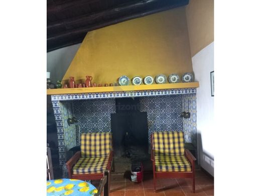 Элитный дом, Moura, Distrito de Beja