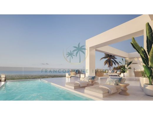 Villa in Pedreguer, Alicante