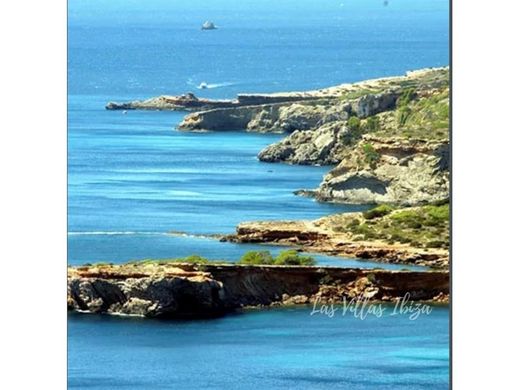 Land in Santa Eulària des Riu, Province of Balearic Islands