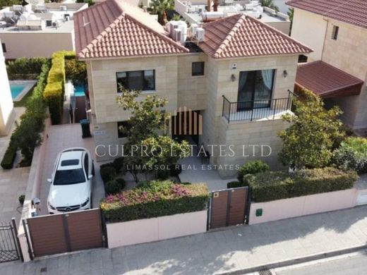 Элитный дом, Germasógeia, Limassol District
